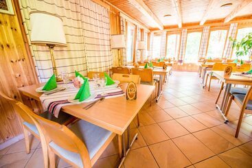 Oko Park Panzió Kemping és Rendezvényközpont