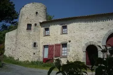 Pensionat La Tour Des Laudes