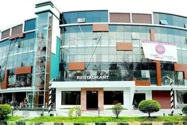 Hotelli Wayanad Royal Crown