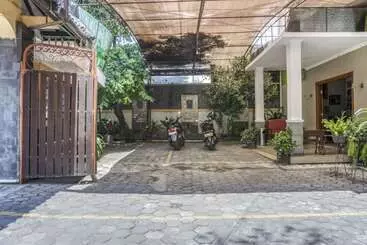 Pensió Reddoorz Syariah @ Raya Tajem Maguwo
