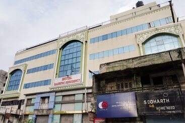 هتل Capital O 46832 Gaayatri Residency