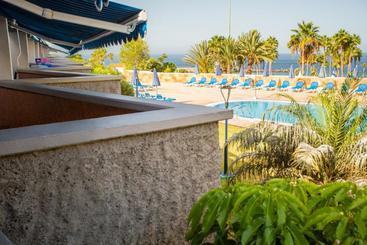 Amadores Beach Apartments