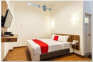 فندق Reddoorz Near Rs Royal Prima Medan 2