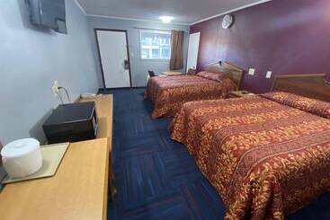 汽车旅馆 Embers Inn