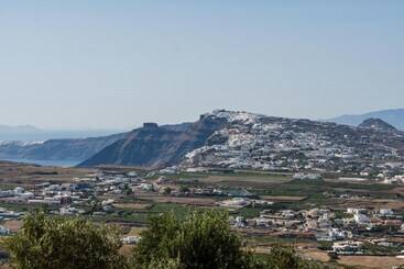 Pension Phaos 1870 A Restored Winery