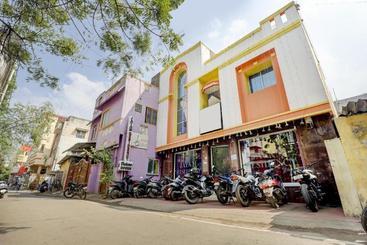 Hotel Spot On Jayam Residency