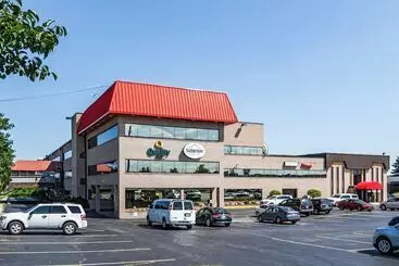 ホテル Quality Inn Roseville Detroit North
