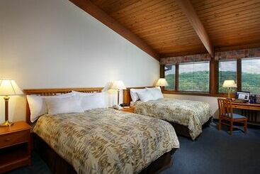 Hotel Edith Macy Conference Center