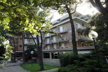 בית מלון כפרי Raffaello