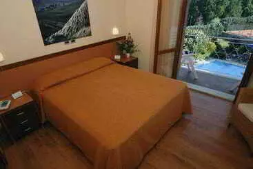 Отель Raffaello