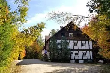 Aamiaismajoitus (B&B) Kancamagus Swift River Inn