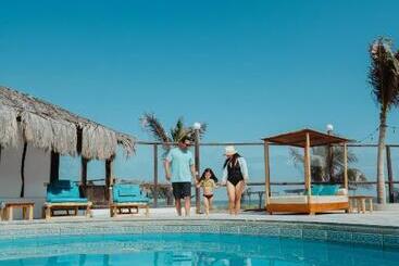 Hotel El Refugio De Vichayito