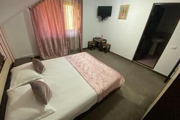 Pensjonat Casa Florox