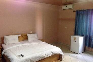 酒店 His Royal Vico