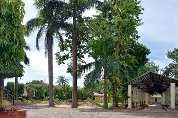 Hotel Regenta Camellia Resort & Spa