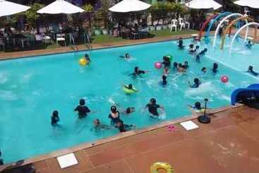 Turfan Hotel And Tigger Park