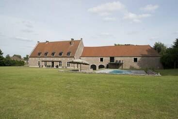 Pension Chapeauveau Gîte B&b Events