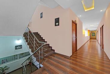 Bed and Breakfast Super Townhouse Vanur Near Auroville Beach Formerly De Heritage