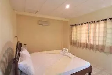Cameron Island Resort
