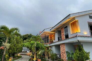 Hotel Campestre Manoa