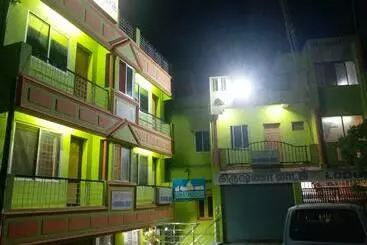 ホテル Sri Krishna Lodge