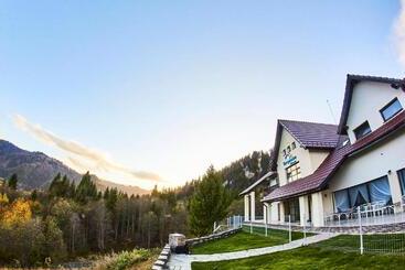 Pensjonat Turquoise House