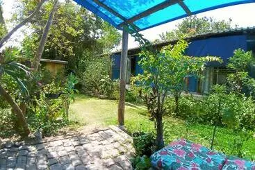 Retkeilymaja Pousada Container Eco Manguinhos