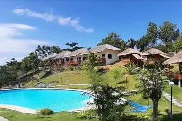 Cuestas Beach Resort And Restaurant