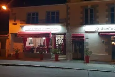 ホテル Au Pont D Anjou