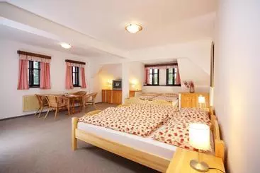 Pension Restaurace A Penzion Jilm