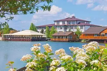 Resort Olympic Village