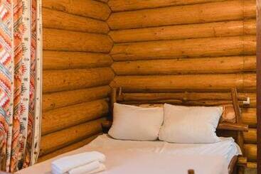 ホテル Kolyba Opryshkiv