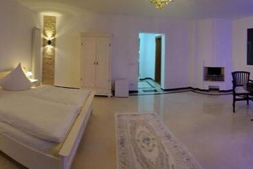 پانسیون Casa Avram