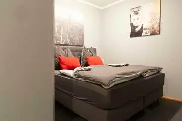 Hotel Moving Rooms