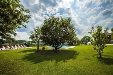 Hotel Tenuta Montemagno Relais & Wines