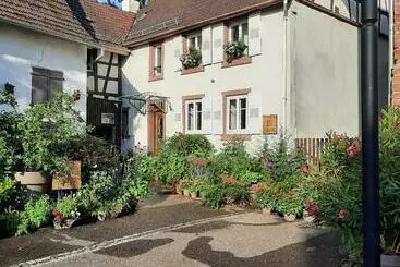 ベッドアンドブレックファースト Maison D'hôtes La Renardière