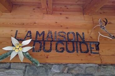 公寓式酒店  La Maison Du Guide