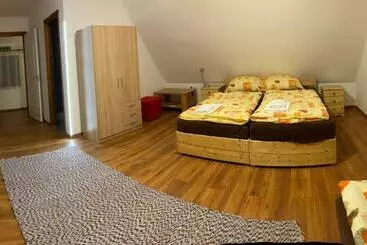 Pensione Tavas Vendégház