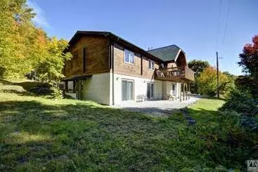 Hotelli Quiet Bay Inn & Café