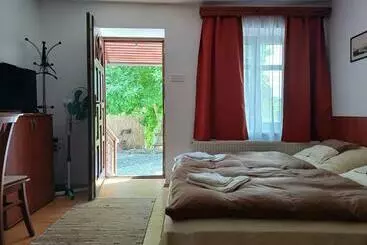 Majatalo Kazsimér Vendégház