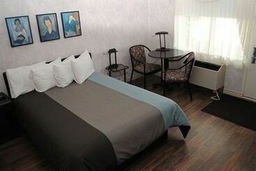 Отель Auberge Escapade Inn