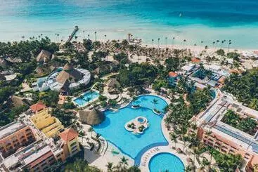 هتل Iberostar Selection Hacienda Dominicus
