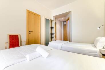 Отель Yit Ciudad De Zaragoza