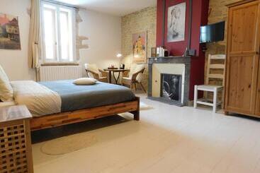 צימר Chambre D'hôtes Les 3 Cochons D'olt