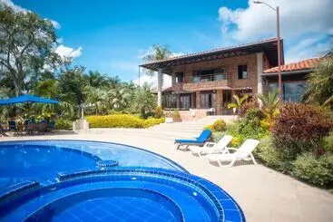 Hotelli Tata Premium