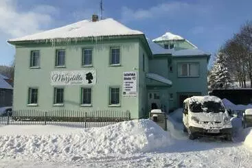 ペンション Guest House Marzebilla Pernink