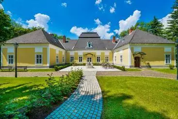 Majatalo Prónay Kastély