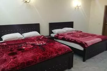 Star Hotel Lahore