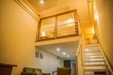 Aparthotel The Ceo Executive Suites