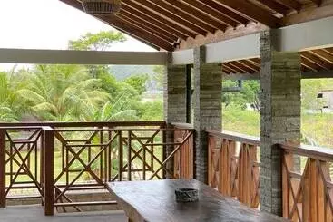 ベッドアンドブレックファースト Baha Baha Villas